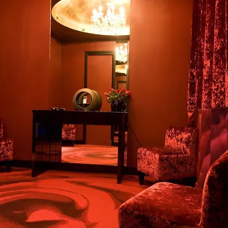 Five Boutique Quartier Latin Hotel